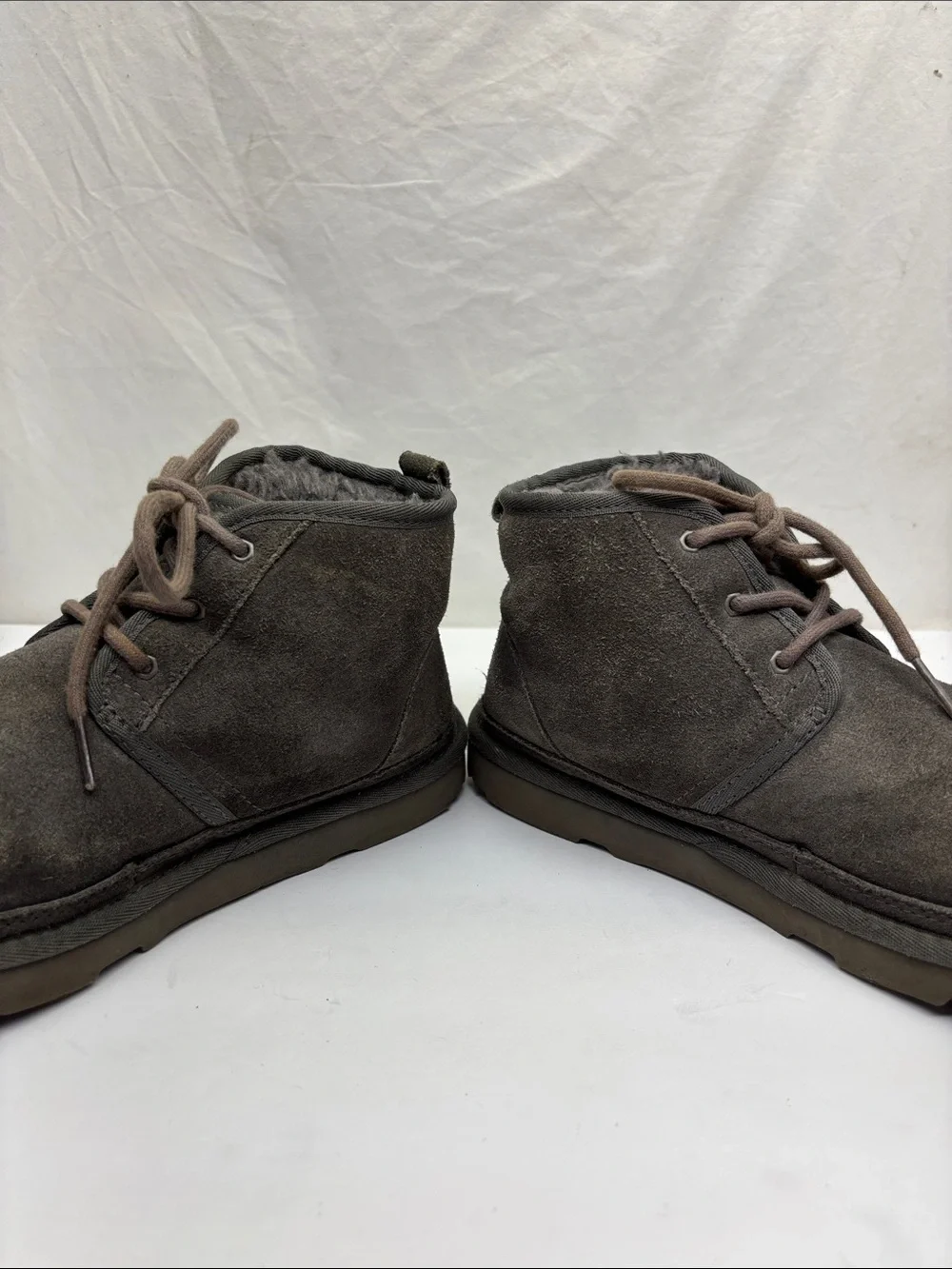 UGG Neumel boots women’s SZ 5, box 1G